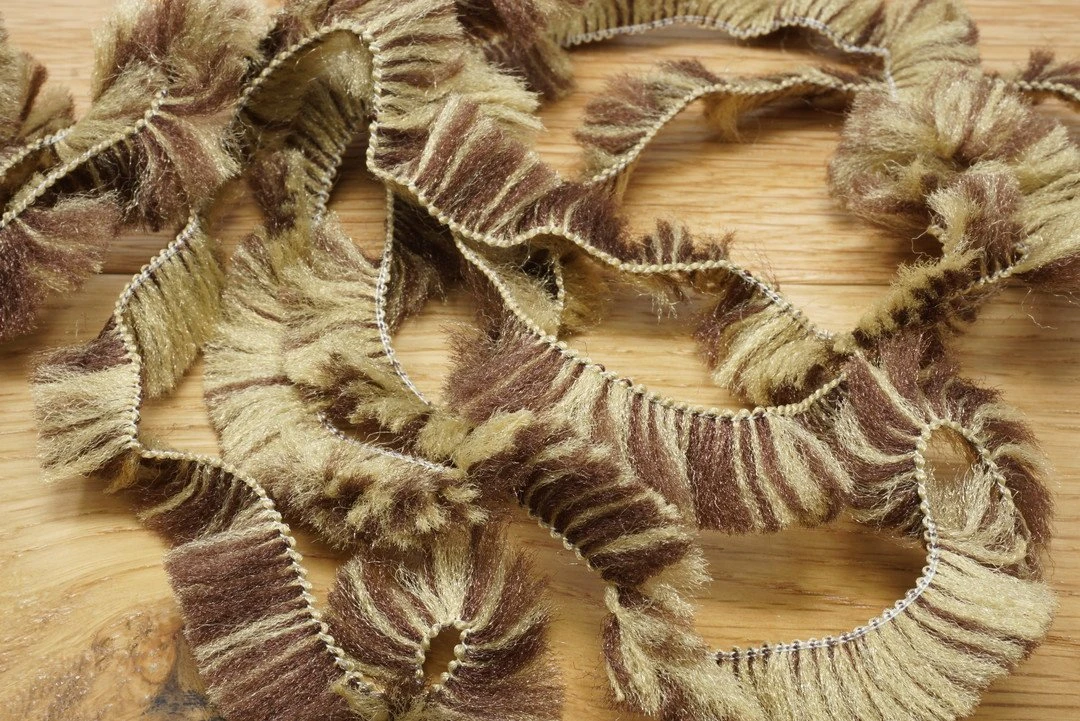 Cascade Crest Variegated Body Fur